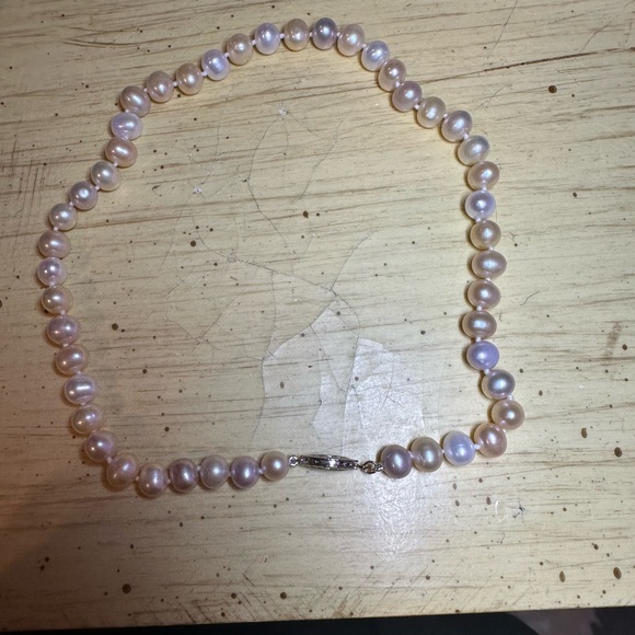Fresh Water Pearl Necklace - Picture 6 of 6